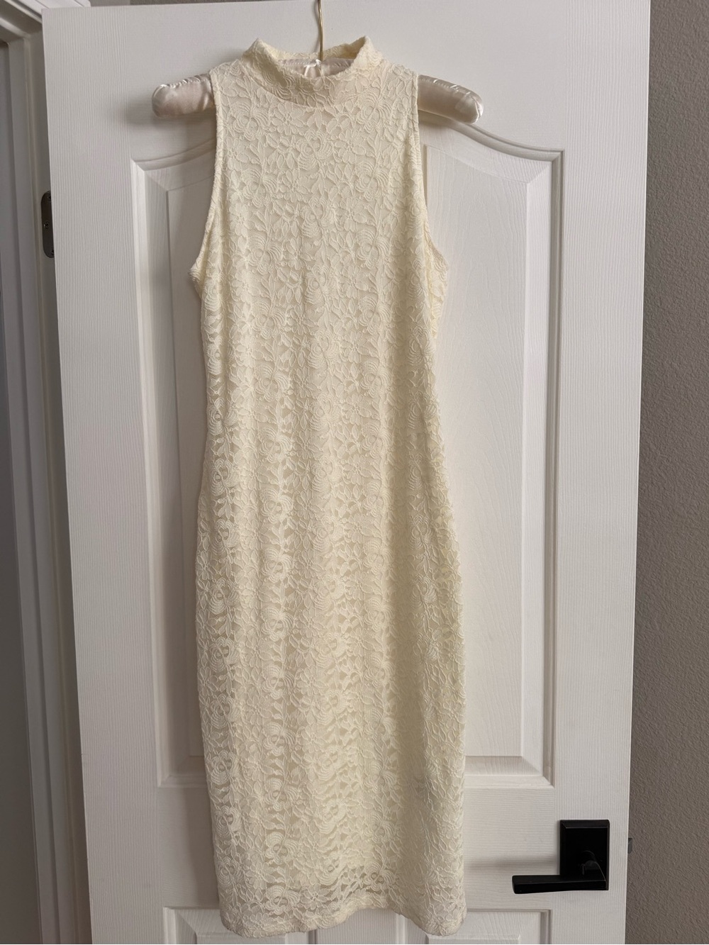 Express Cream Lace Mock-Neck Sheath Dress
